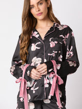 Siyah Pijama Takımı Fiyonklu Manşetler