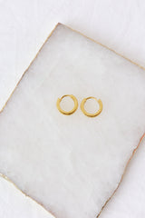 18 Ayar Altın Kaplama Şüphesiz Küpe