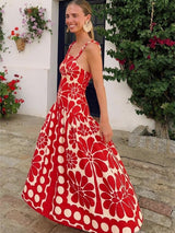 Diz üstü midi elbiseBağlantıyı kopyala (Kopyala)