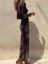 Diz üstü midi elbiseBağlantıyı kopyala (Kopyala)