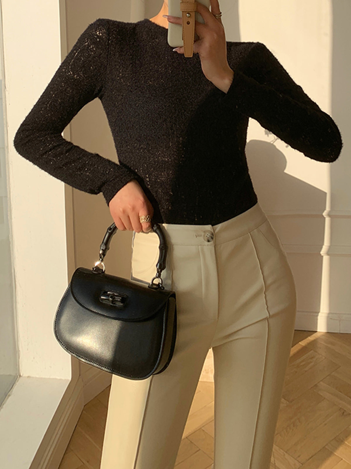 Çiçekli Hollow Knit Yuvarlak Yaka Uzun Kollu Üst