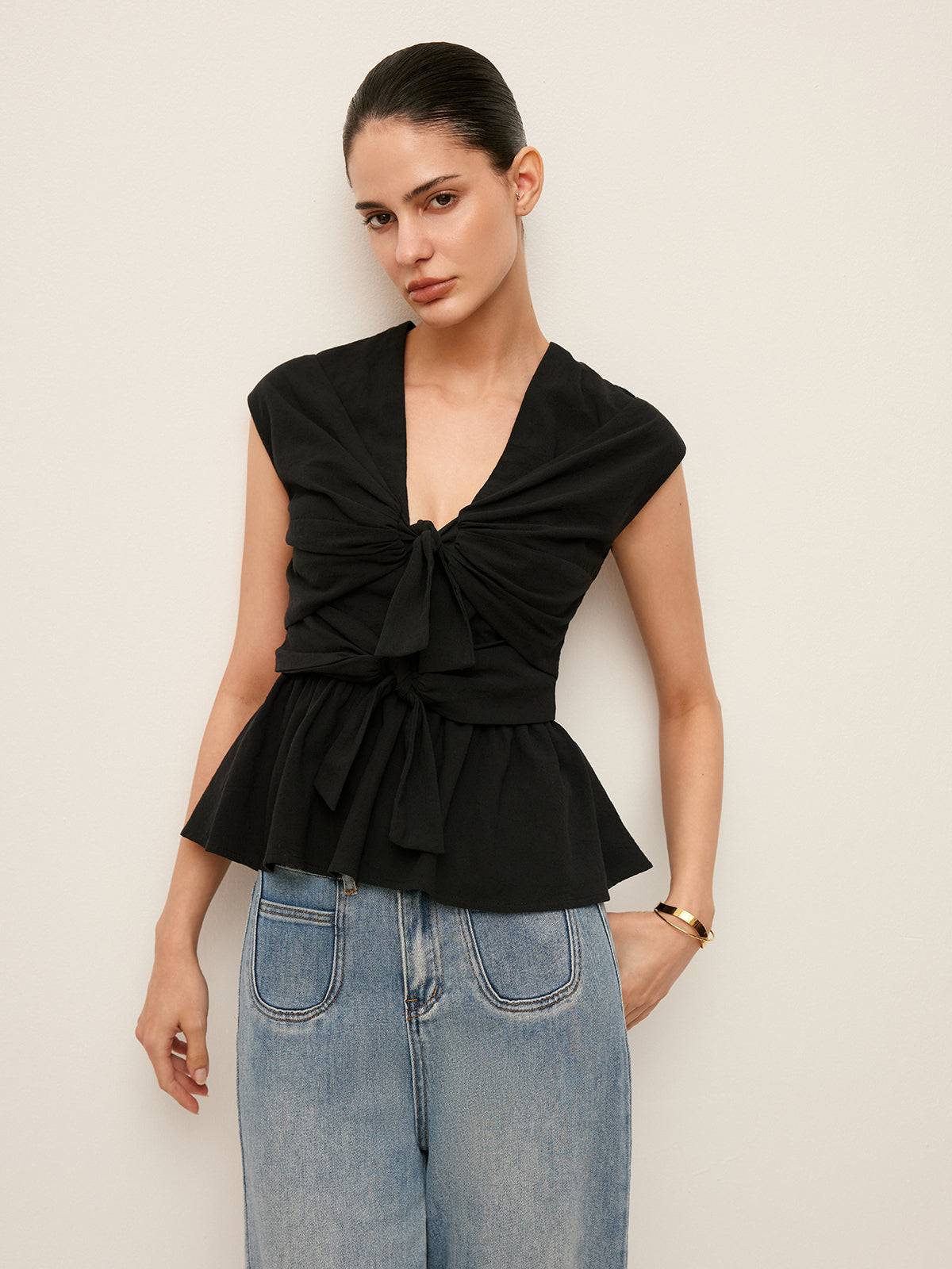 Bağcık Ön Detaylı Peplum Bluz