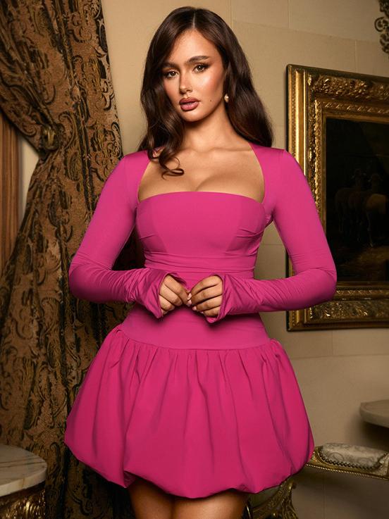 Kare Yakalı, Sırtsız Tasarımlı, Kabarık Kol Mini Elbise