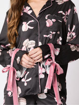 Siyah Pijama Takımı Fiyonklu Manşetler