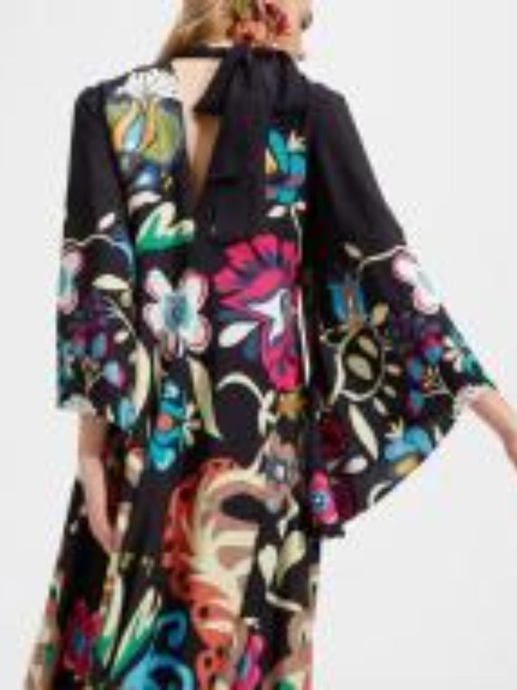 Taşlı Sable Elbiselerde Tavuskuşu