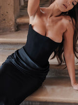 siyah askısız ko kromozom elbisesi