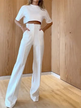 Kontur Üst ve Cepli Geniş Paça Pantolon Takım