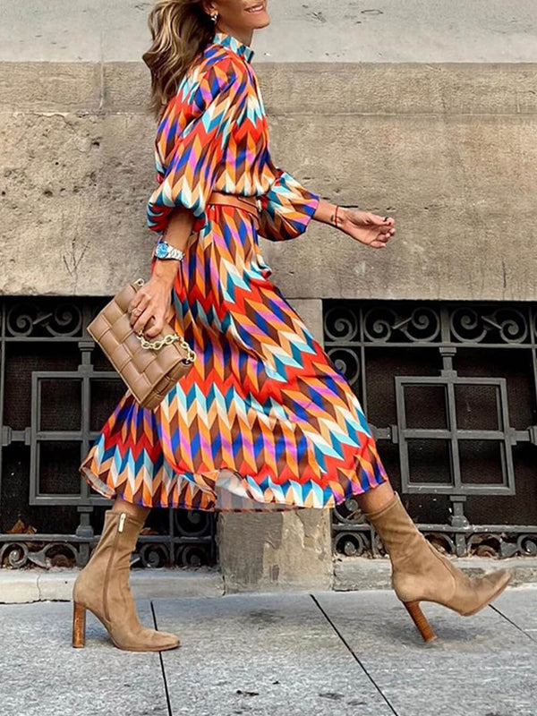 Zarif Dik Yaka Orta Boy Elbise