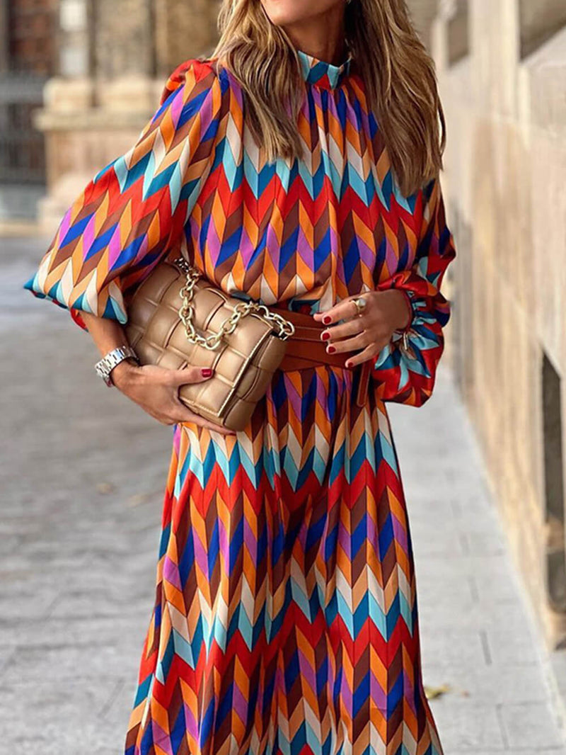 Zarif Dik Yaka Orta Boy Elbise