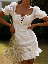 Kalçayı Saran Seksi Pileli Mini Elbise