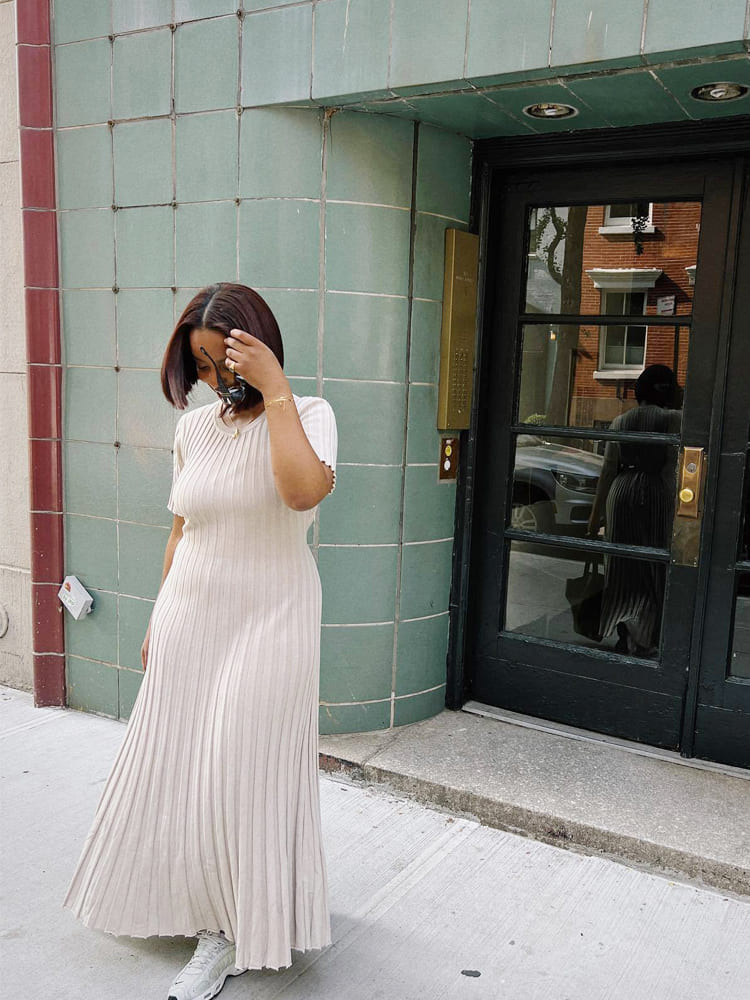 Rahat Çizgili Yuvarlak Yaka Triko Maxi Elbise