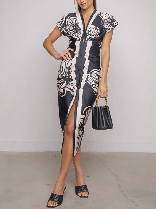 Diz üstü midi elbiseBağlantıyı kopyala (Kopyala)