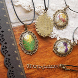 Reçine Preslenmiş Çiçek Kolyeler - Fransız Retro Menekşe ve Lobelia Erinus