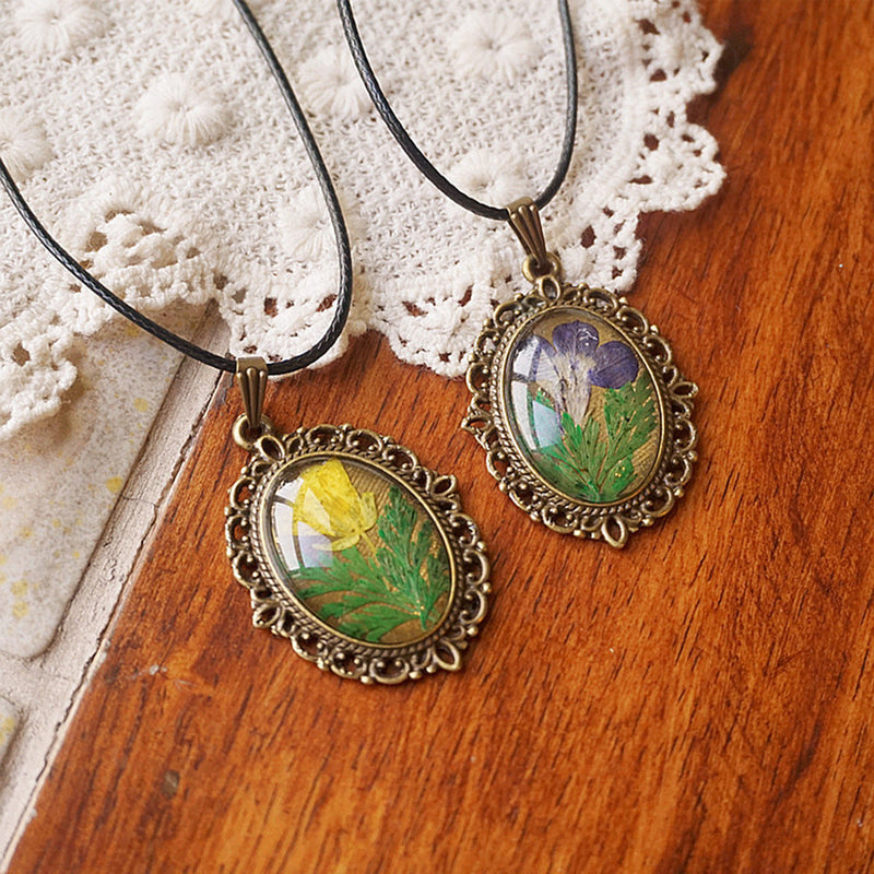 Reçine Preslenmiş Çiçek Kolyeler - Fransız Retro Menekşe ve Lobelia Erinus