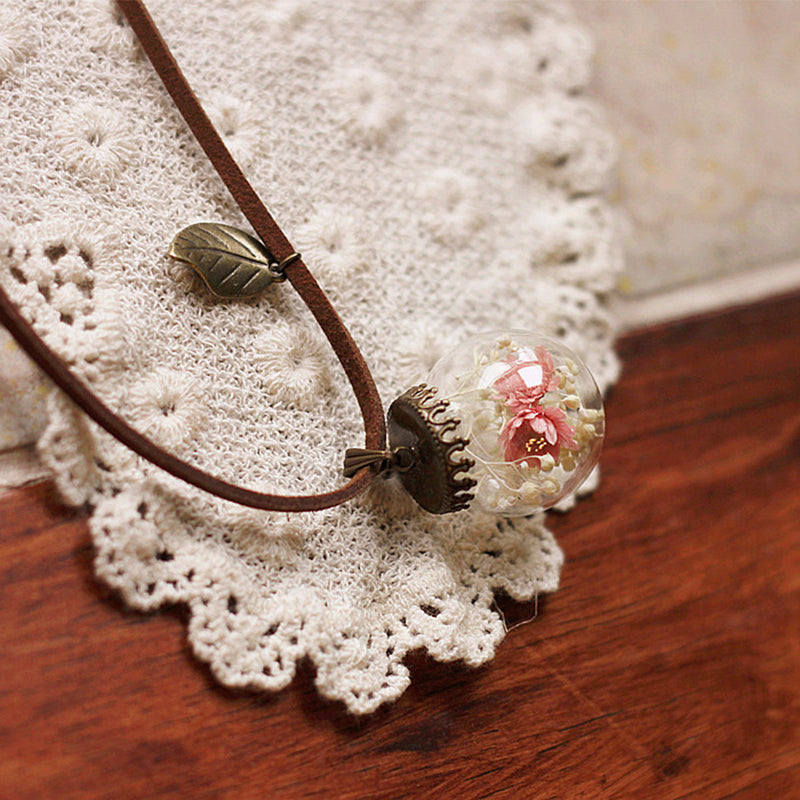 Reçine Preslenmiş Çiçek Kolyeler - Kristal Top Pembe Kız Bahçesi