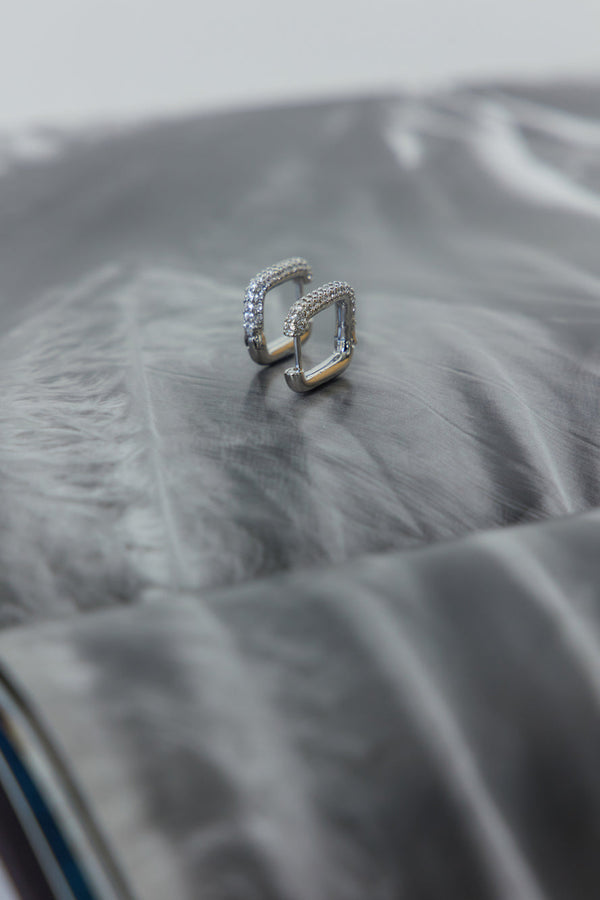 18 Ayar Altın Kaplama Özel Tılsım Küpe Gümüş