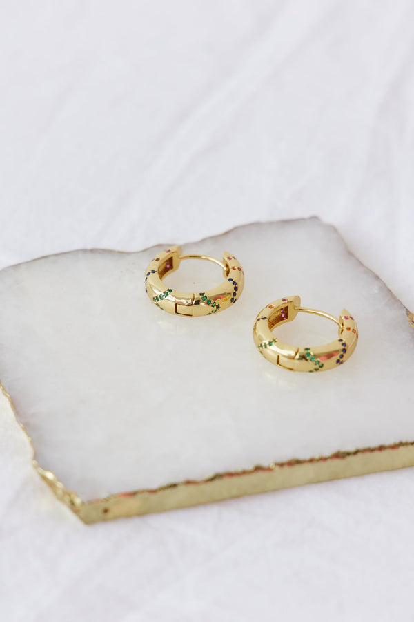 18 Ayar Altın Kaplama Aurik Gövde Küpe