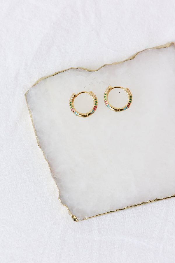 18 Ayar Altın Kaplama Tamamı Taşlı Küpe