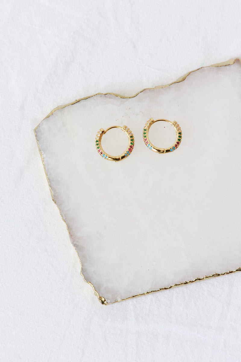 18 Ayar Altın Kaplama Tamamı Taşlı Küpe