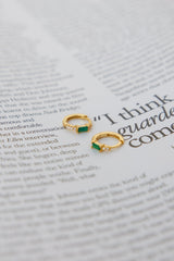 18 Ayar Altın Kaplama Gözler Ruha Küpe Zümrüt