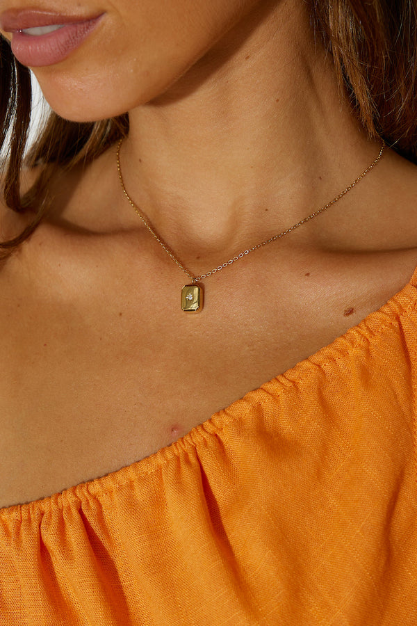 18 Ayar Altın Kaplama Kartlı Çekilmiş Kolye