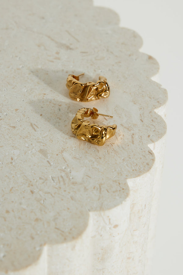 18 Ayar Kaplama Altın Modern Times Küpe Altın