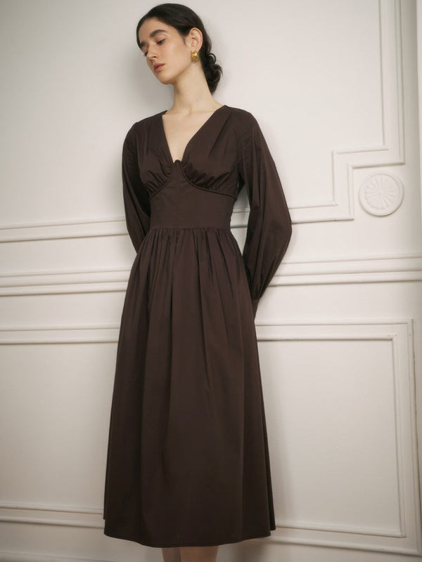 Diz üstü midi elbiseBağlantıyı kopyala (Kopyala)