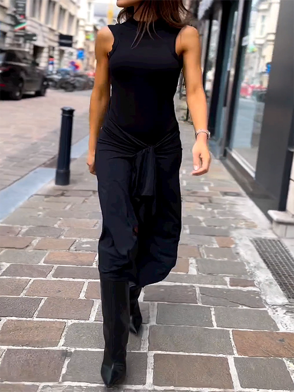 Yuvarlak Yaka Kolsuz Kravatlı Düz Renk Elbise