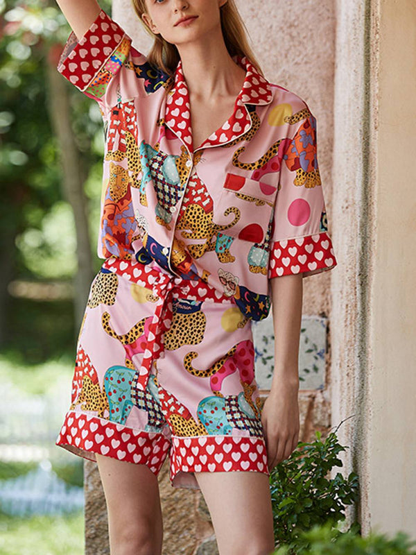 Leopar Desenli İpek Pijama Takımı