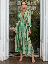 V-Yaka Çiçekli Fener Kol Elbise