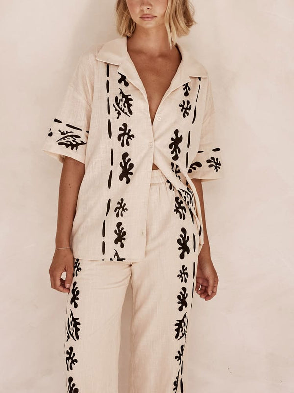 Siyah Baskılı Krem Geniş Paça Pantolon Takım