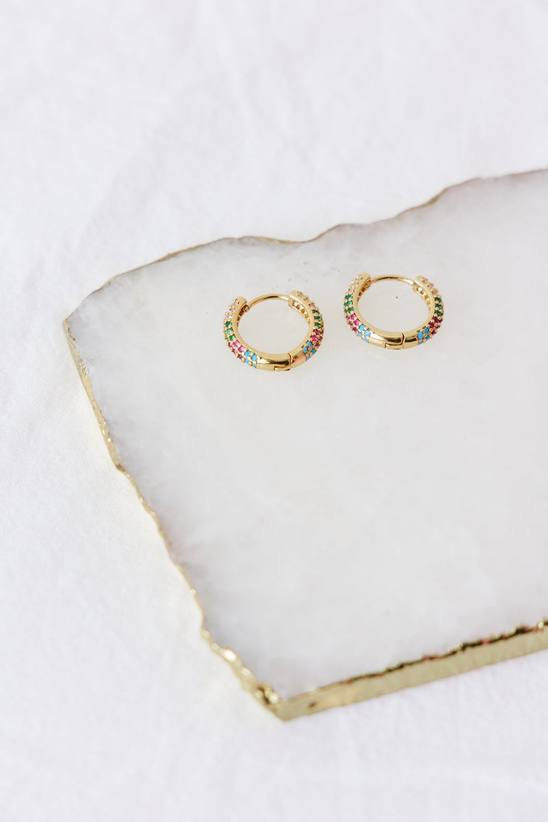 18 Ayar Altın Kaplama Tamamı Taşlı Küpe