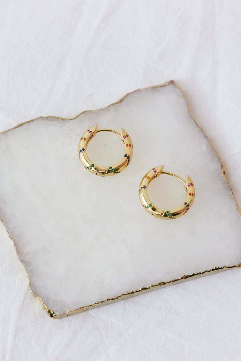 18 Ayar Altın Kaplama Aurik Gövde Küpe