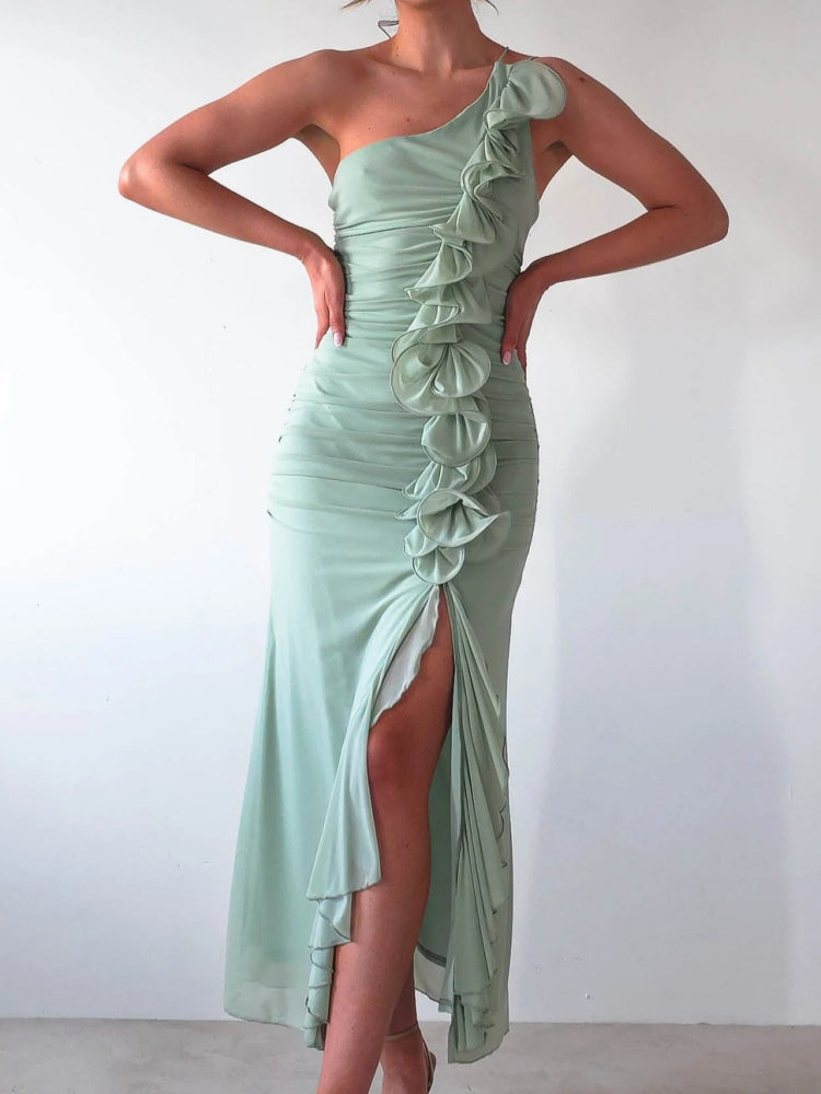 Diz üstü midi elbiseBağlantıyı kopyala (Kopyala)