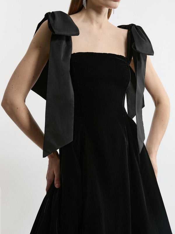 Kolsuz Keten Düşük Bel Midi Elbise