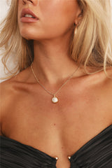 18 Ayar Altın Kaplama Tatlı Tanjant Kolye Altın