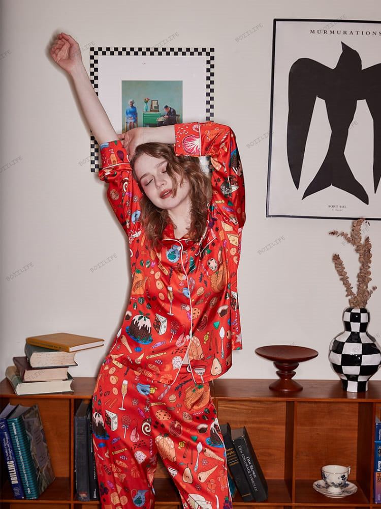 Tatlı Baskılı Uzun Kollu Buz İpeği Ev Giyimi Seti