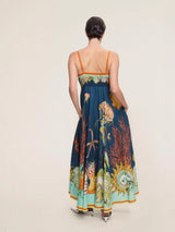 Diz üstü midi elbiseBağlantıyı kopyala (Kopyala)