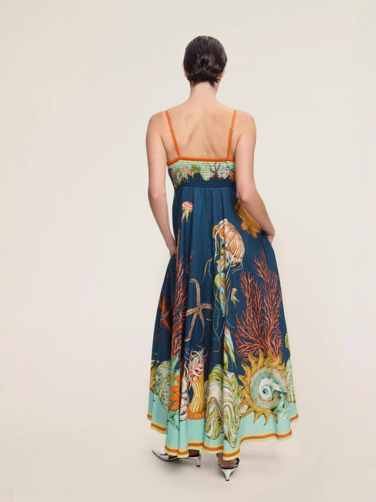 Diz üstü midi elbiseBağlantıyı kopyala (Kopyala)