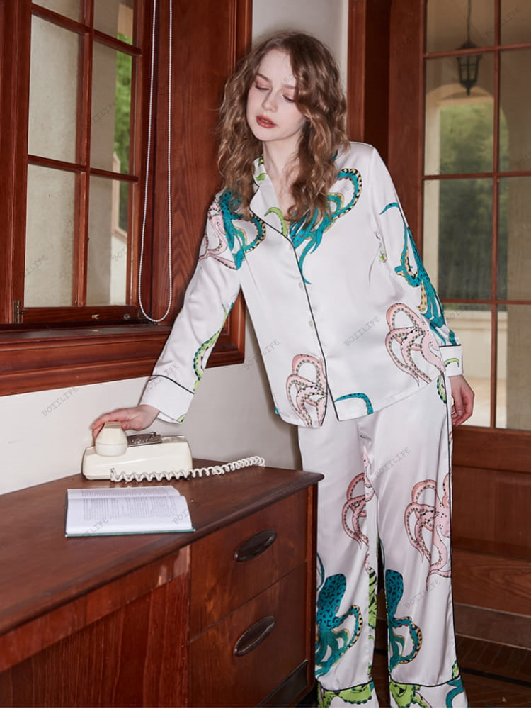 Ahtapot Desenli Buz İpek Uzun Kollu Lounge Giyim Seti - Beyaz