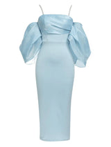 Petal Kol Sırt Yırtmaçlı Elbise