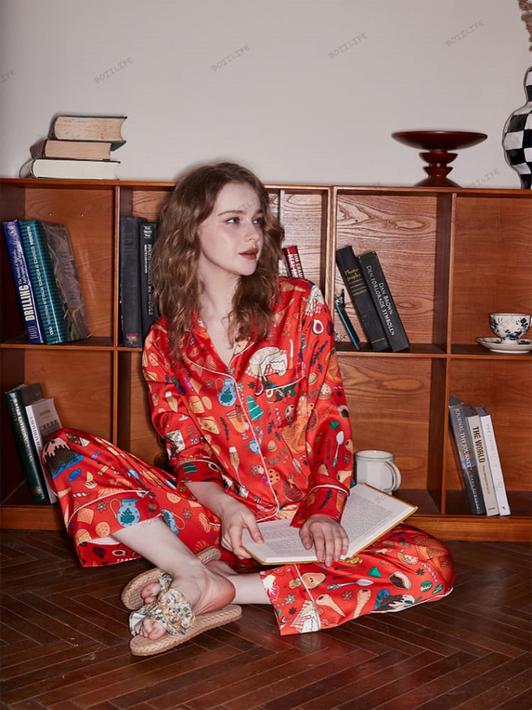 Tatlı Baskılı Uzun Kollu Buz İpeği Ev Giyimi Seti