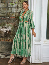 V-Yaka Çiçekli Fener Kol Elbise