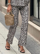 Gündelik Leopar Desenli Hırka ve Pantolon Takımı