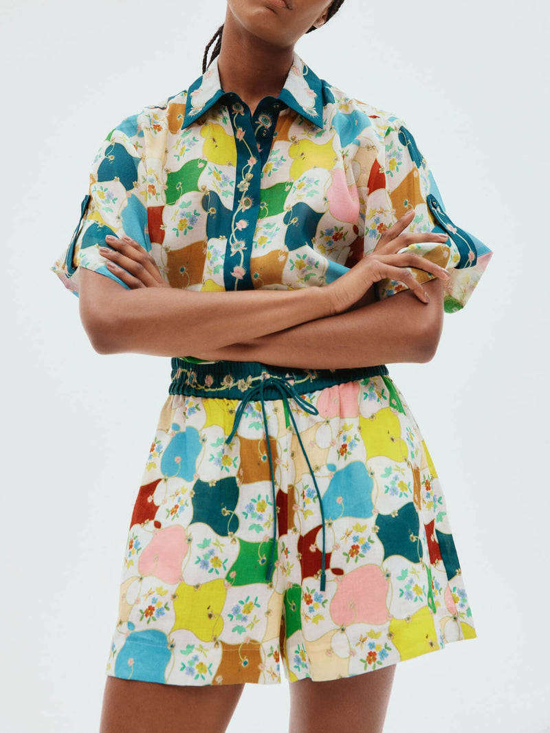 Modaya uygun Graffiti Baskılı Gömlek Şort Takımı