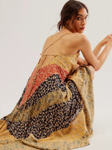 Örme Çiçekli Maxi Elbiseler