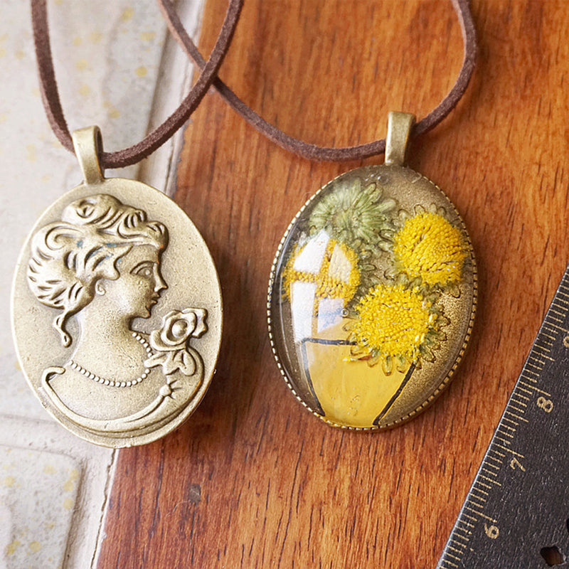 Reçine Preslenmiş Çiçek Kolyeler - Van Gogh Ayçiçeği