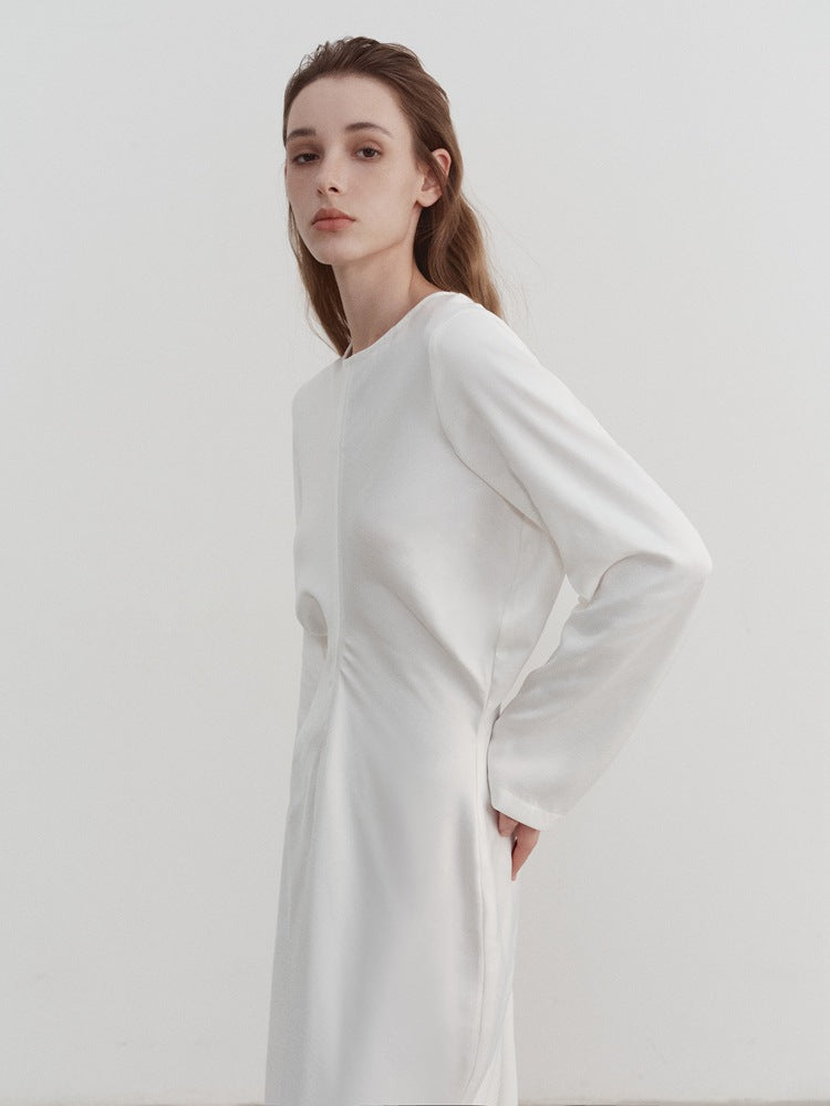 Beli Sıkıştırılmış Piliseli Elbise