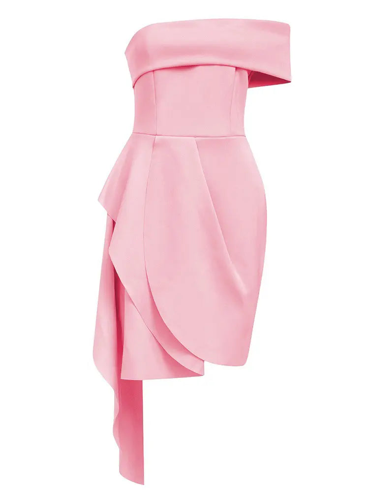 Omuzları Açık Yan Yırtmaçlı Elbise