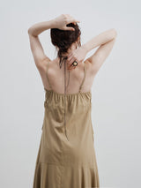 Beli Büzgülü Askılı Elbise